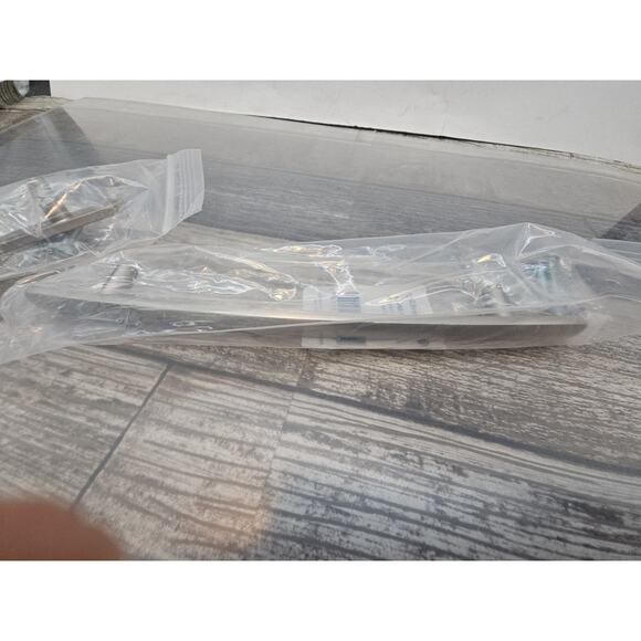 Brainerd 2-pc Caroline Arch Pull (P37034W-SN-CP) 160mm•Satin Nickel [82] - Picture 3 of 9